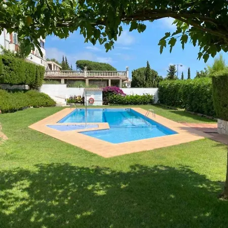 Con Piscina Comunitaria Y Parking27 Tossa de Mar